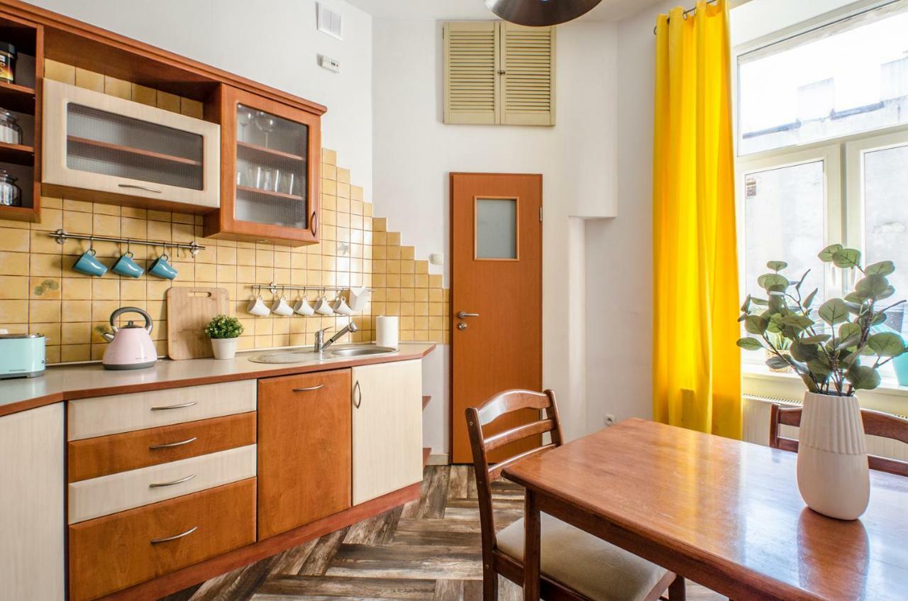 Ohmyhome - Kosciuszki Lodz  Luaran gambar