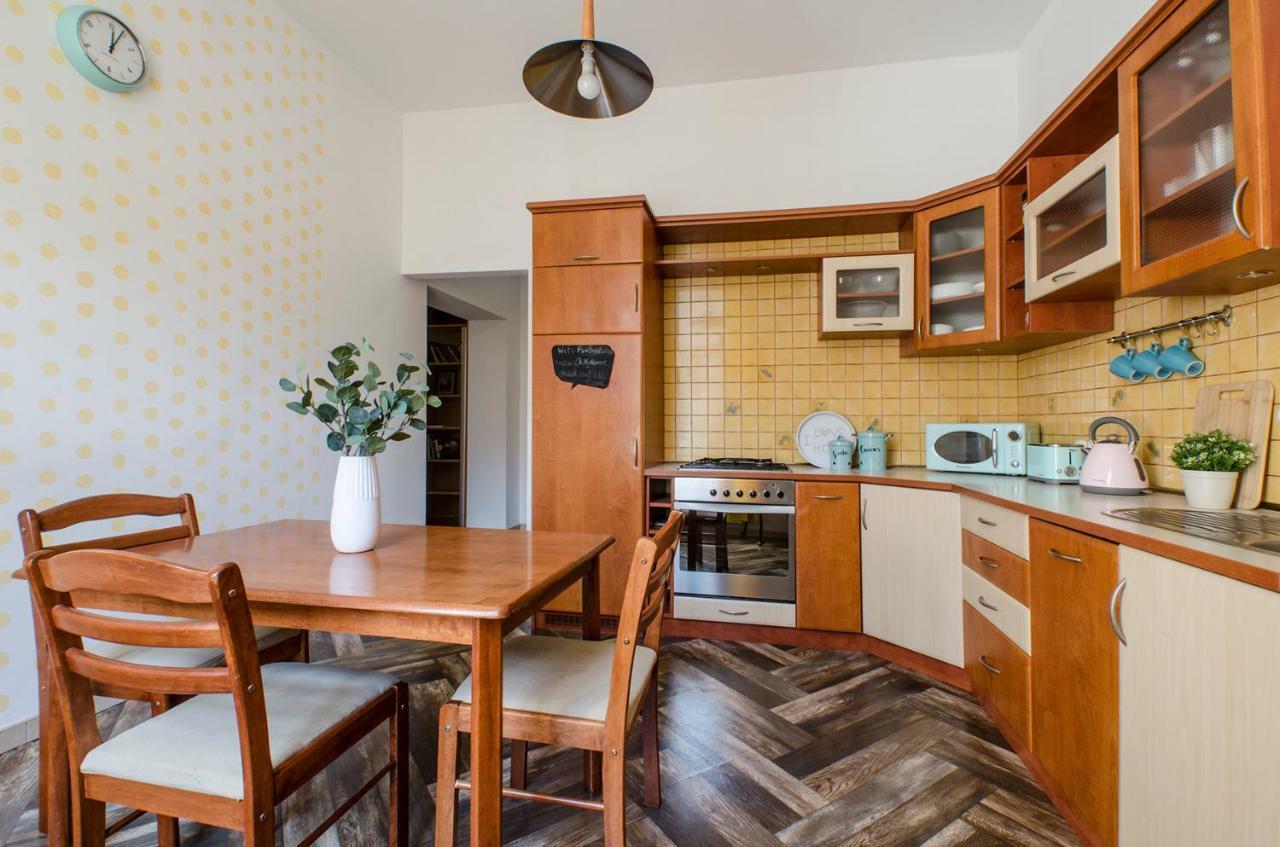 Ohmyhome - Kosciuszki Lodz  Luaran gambar