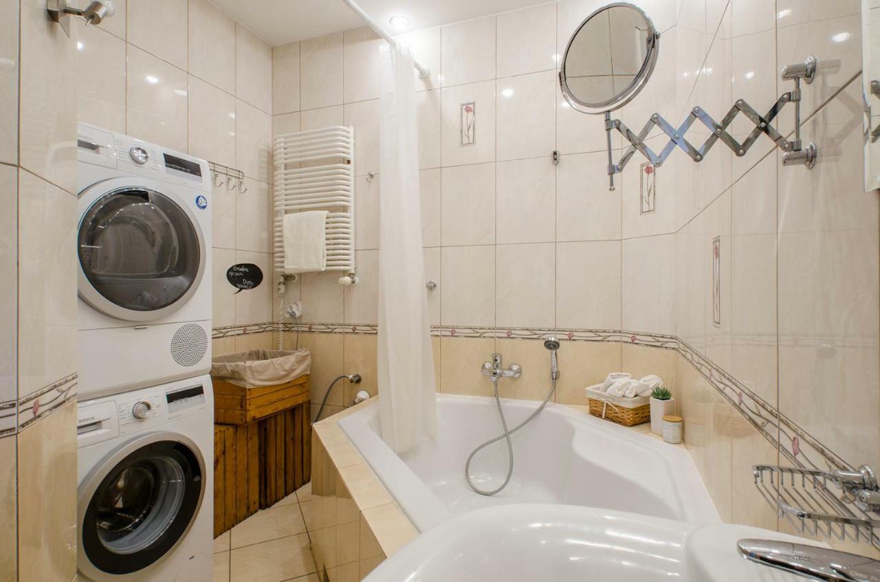 Ohmyhome - Kosciuszki Lodz  Luaran gambar